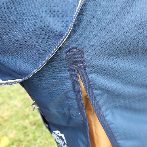 Shires Highlander Plus Lite Turnout